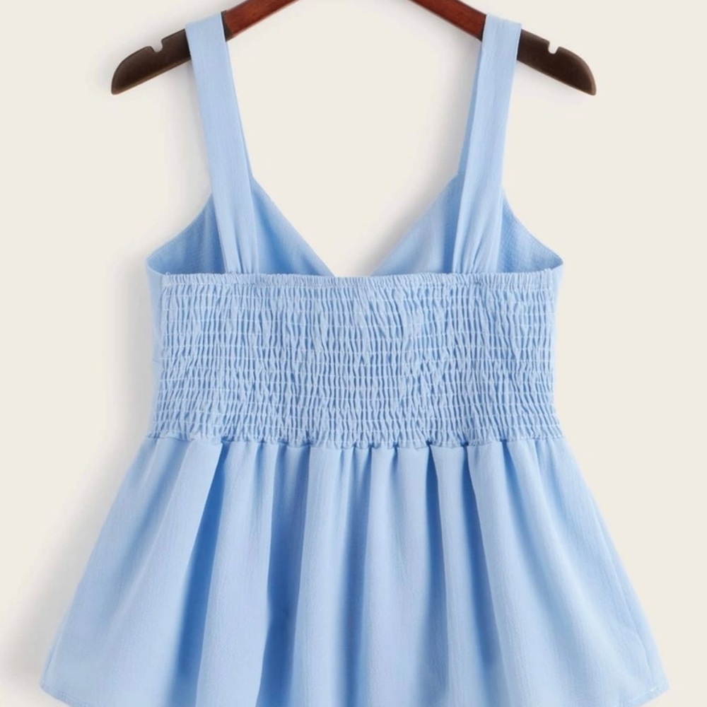 SHEIN Top - Picture 2 of 3